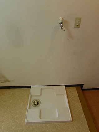 ヴィラ神戸3の洗面所