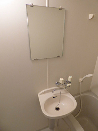 リーガル新神戸の洗面所