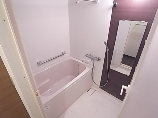 フォアクレ―ジュ御影の浴室