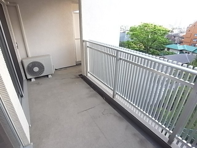 フォアクレ―ジュ御影のバルコニー