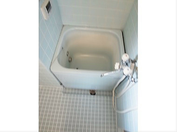 ガーデンハイツ魚崎の浴室