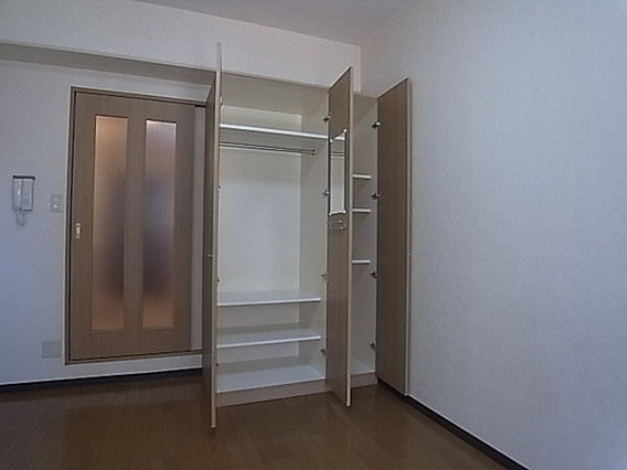 エスポワール三宮パート2の洋室