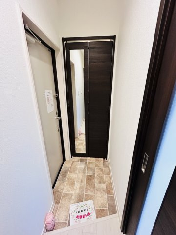 プレシャス小松Ⅱの玄関