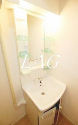 【洗面所】 | モンシャトー高円寺 | 洗面台です。