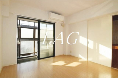 【居間・リビング】 | モンシャトー高円寺 | 洋室のお部屋です。