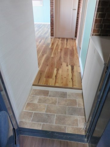 グリーンヒル山本通の玄関