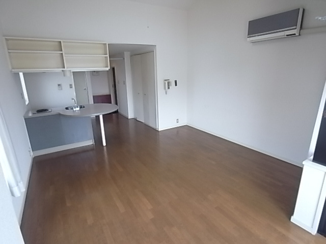 プリマベーラ神戸の洋室