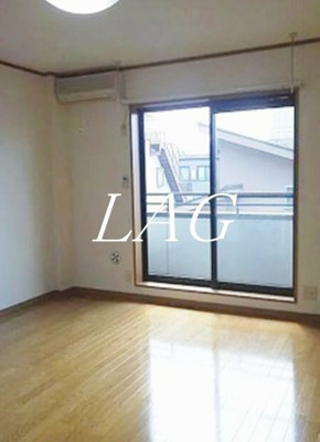 【居間・リビング】 | セントアイヴィス向島 | 洋室のお部屋です。