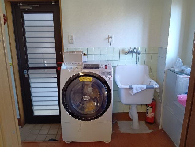 売中古戸建　富士市伝法のランドリースペース|ユーティリティスペースがあります。家事動線を考えた多目的スペースです。