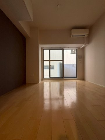 ザ・パーククロス阿波座の洋室