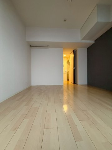 ザ・パーククロス阿波座の洋室