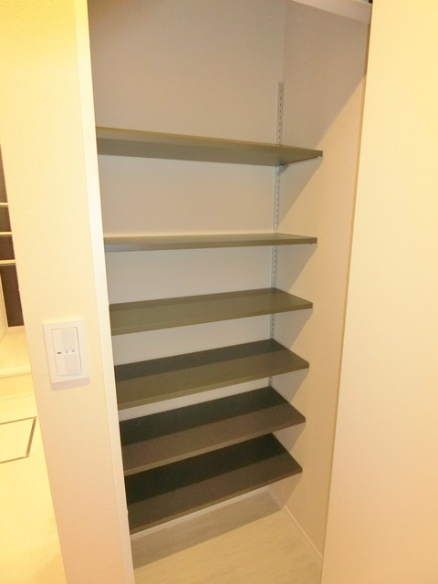 ＴＳメゾンの玄関|★収納たっぷりミドルシューズクロークです♪