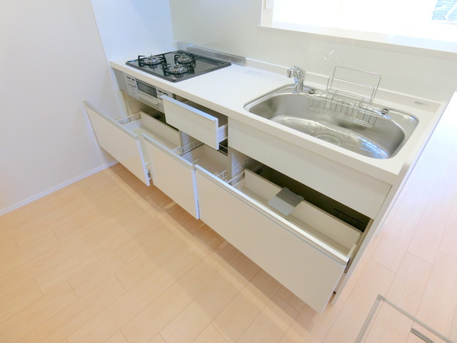 ＴＳメゾンの内装|★キッチン収納豊富です★