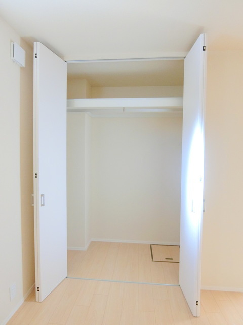 ＴＳメゾンの収納|★天井から床までの大型クローゼットです♪