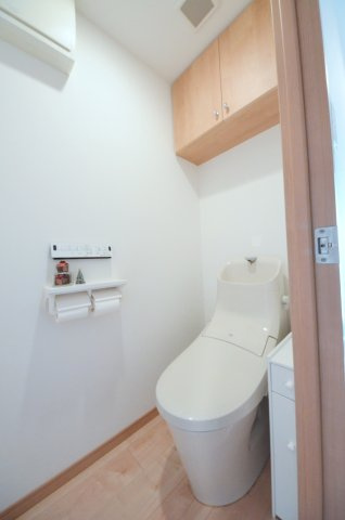 ヴェルディ三原駅東のトイレ|ウォシュレット付きトイレ