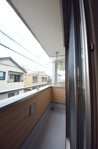 宇品御幸一丁目のバルコニー|バルコニーは屋根があるので急な雨でも安心です