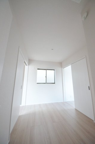 宇品御幸一丁目の洋室|全居室収納スペース有、お部屋が広く綺麗に使えます