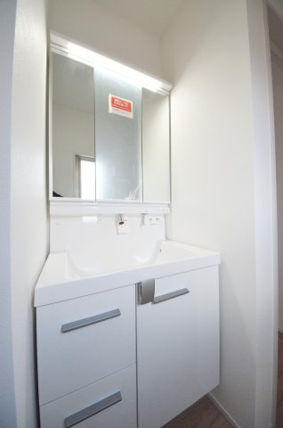 宇品御幸一丁目の独立洗面台|3階にも洗面台があります