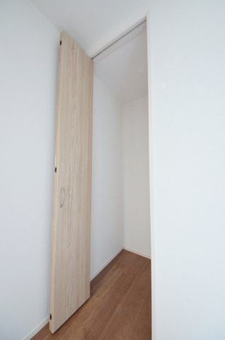 五日市中央六丁目の収納|玄関に収納スペース有