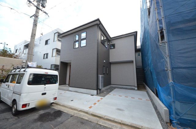 五日市中央六丁目の外観|古江電停徒歩12分
駐車は2台可能です