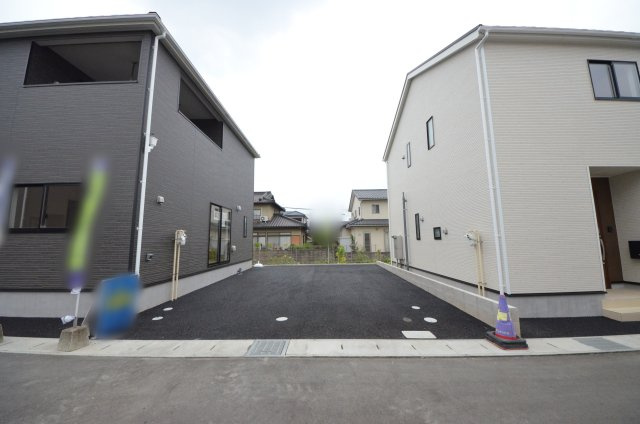 川内二丁目の駐車場|JR緑井駅徒歩21分の平地
駐車3台可能です