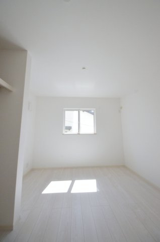 宇品御幸四丁目の洋室|全居室収納スペース有、お部屋が広く綺麗に使えます