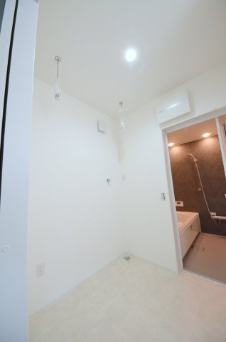 皆賀二丁目のその他|洗面所兼ランドリールーム