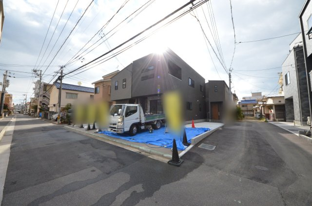 南観音一丁目の前面道路含む現地写真|前面道路は交通量が少なく駐車楽々です