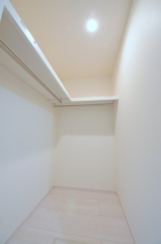 楽々園三丁目の収納|全居室収納スペース有、お部屋が広く綺麗に使えます