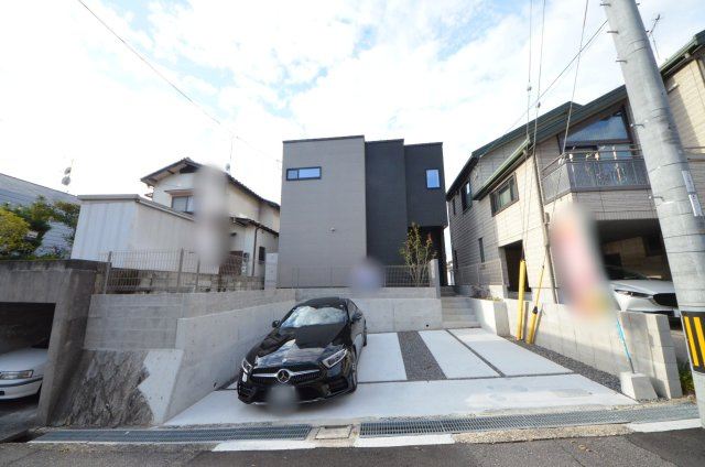 五日市町大字昭和台の外観|JR五日市駅徒歩20分
敷地広々54坪