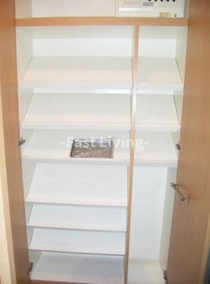 パレステュディオ御茶ノ水湯島駅前の収納