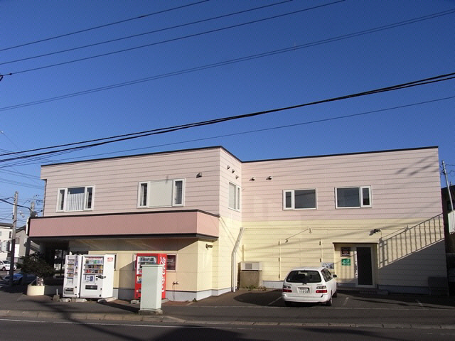 キャンパスハウスの外観