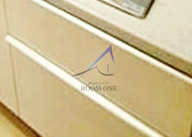 ラグジュアリーアパートメント本郷の内装