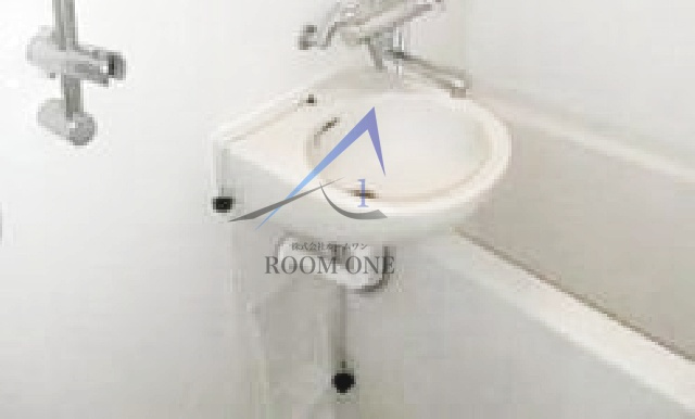 ラグジュアリーアパートメント本郷の浴室|お風呂です。