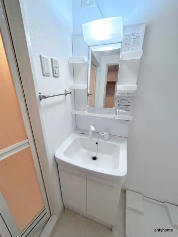 パセオ十三東　仲介手数料無料の洗面所