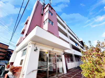 【外観】 | アドヴァンスTQ第二十日市場 | ◆管理体制良好なマンションです。清潔感のあるエントランスに開放感のある住環境。

