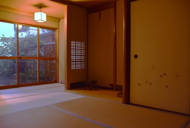 石塀小路 格式を継承する京町家の和室|1階離れのお部屋