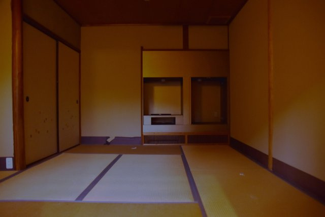 石塀小路 格式を継承する京町家の和室
