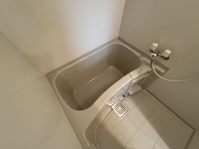 ハーメスアズールの浴室