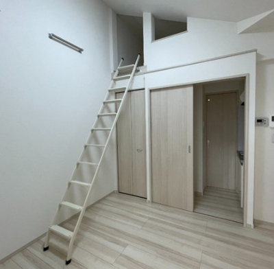 【居間・リビング】 | Ｆｏｒｂｉｔｅｚｚａ | 洋室のお部屋です。