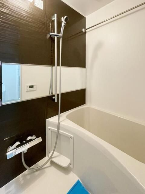 アザレア王子本町の浴室