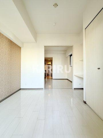 エルベコート太子橋駅前の居間・リビング