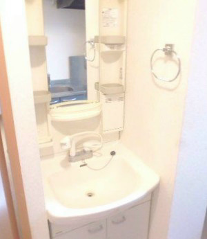 Solaの独立洗面台