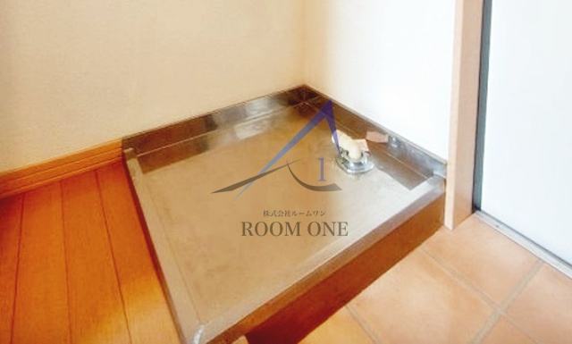 サーラ荻窪Ⅱの設備|洗濯機置き場です。