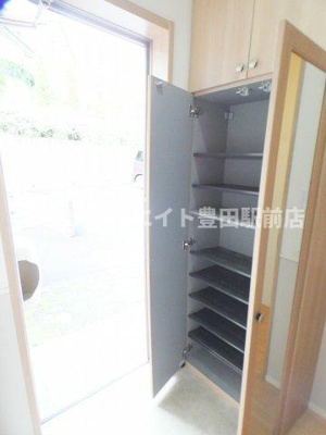 【玄関】 | エルメゾン程久保Ⅱ