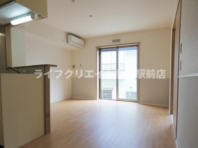 【居間・リビング】 | エルメゾン程久保Ⅱ