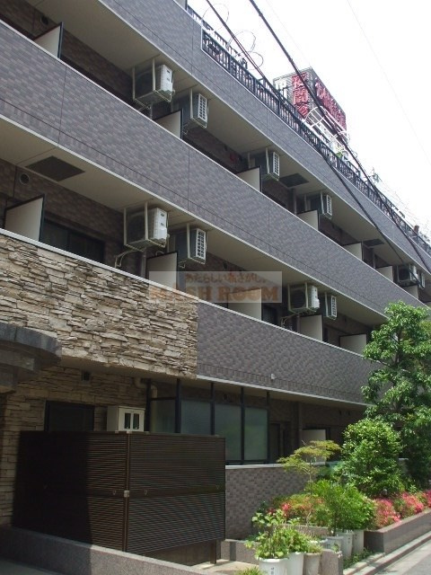 パークウェル高円寺駅前の外観