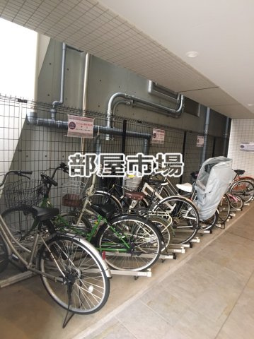 リバーレ浅草ウエストのその他共用部分|駐輪場