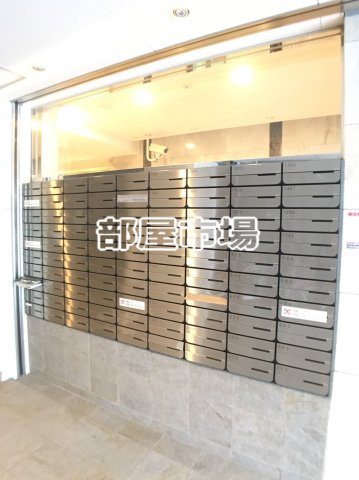 リバーレ浅草ウエストのその他共用部分|メールボックス