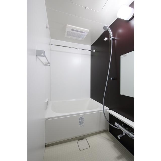 リバーレ浅草ウエストの浴室